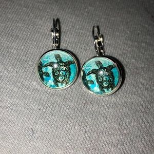 Turtle earrings